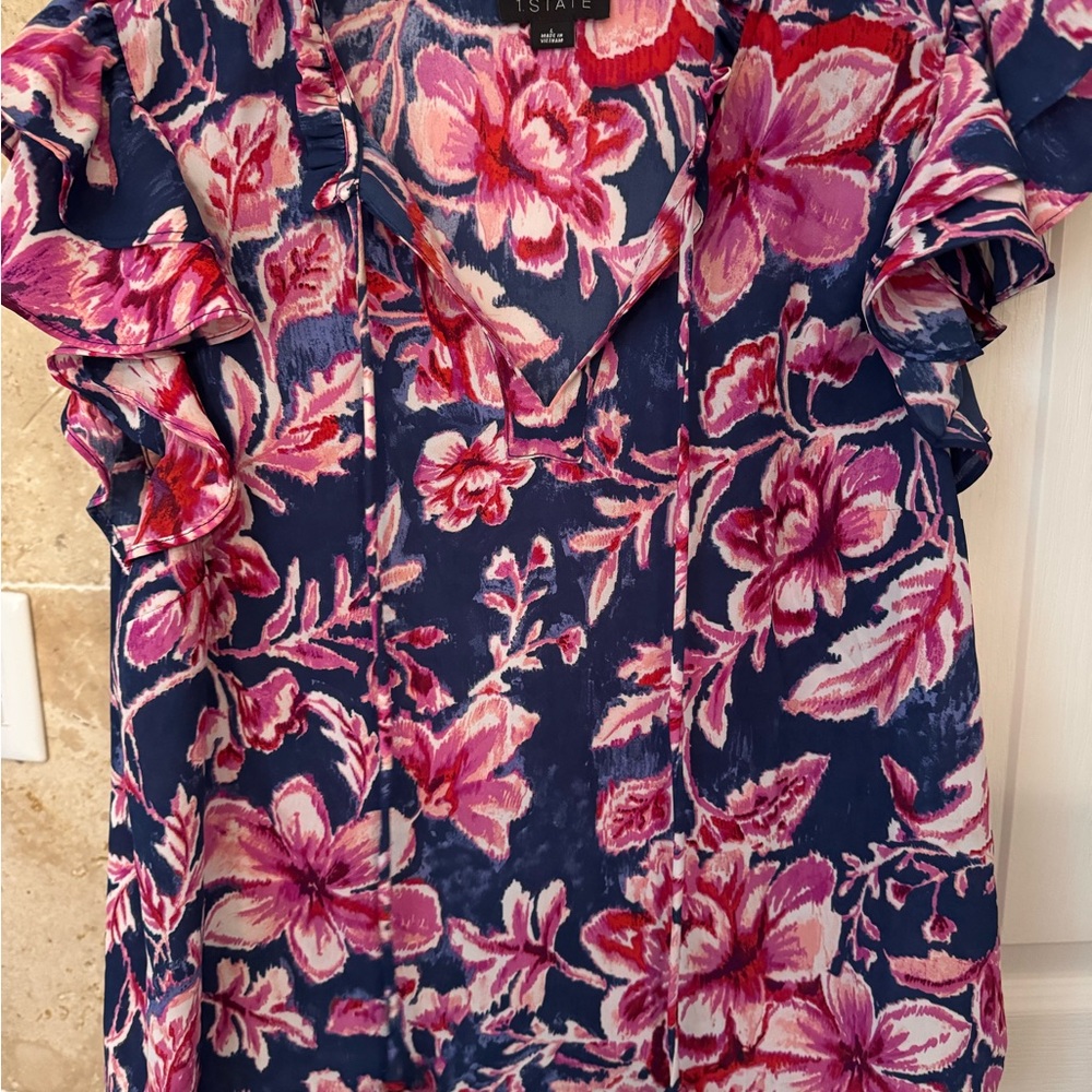 1 State Floral Ruffle Sleeve Top - Pink and Blue L